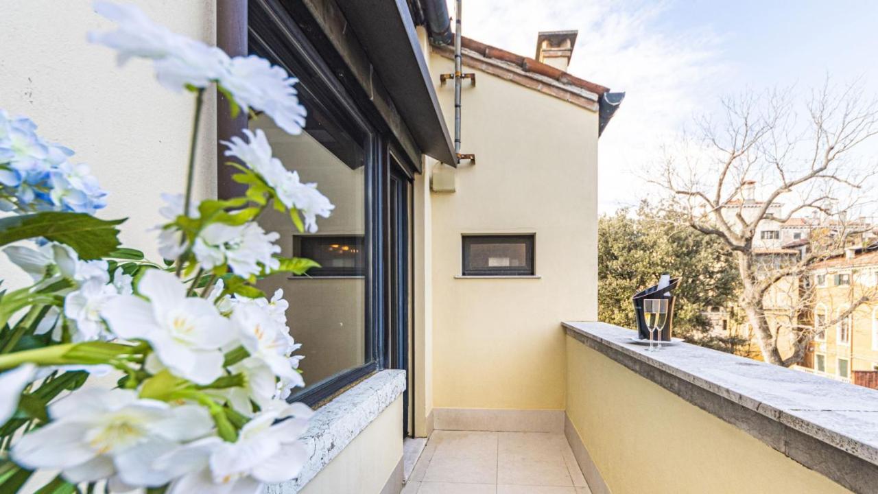 Penthouse Accademia Apartamento